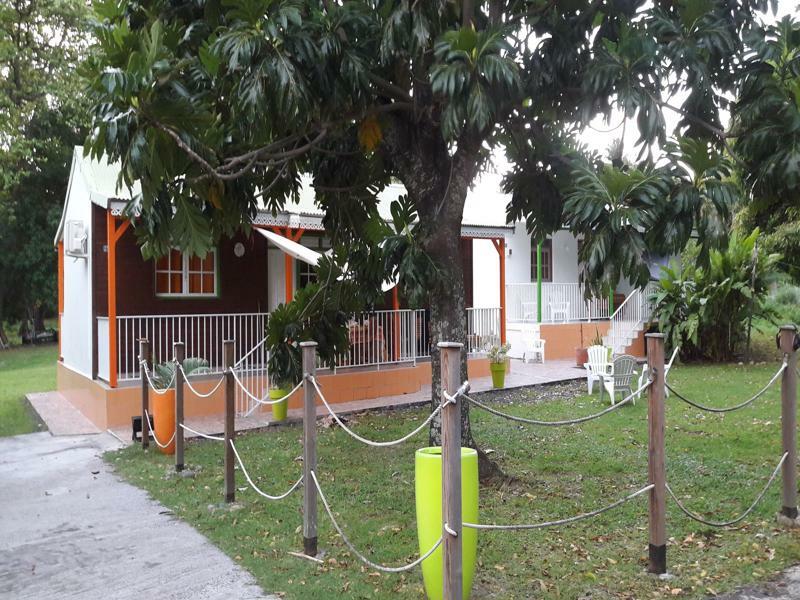 Bungalow Papaye Pointe-Noire Buitenkant foto